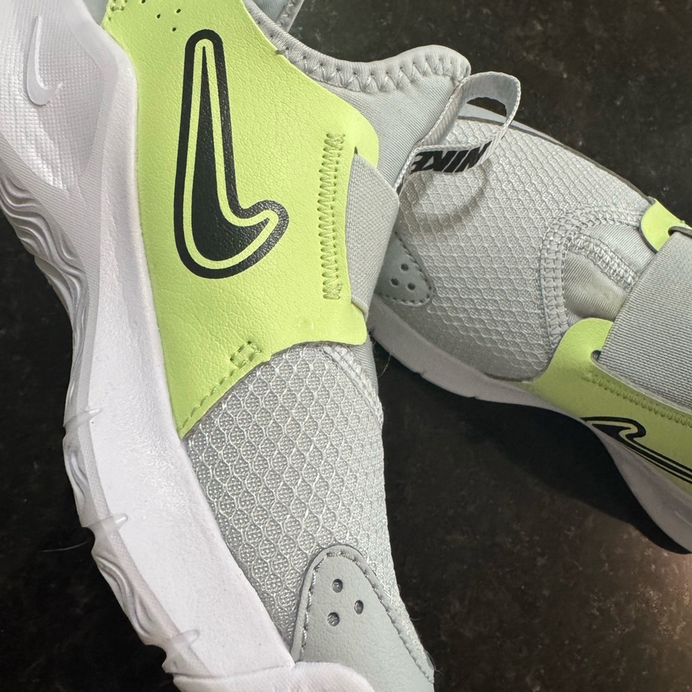 Nike Kids Sneakers in Gray and Lime